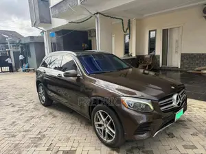 Mercedes-Benz GLC-Class 2016 Brown