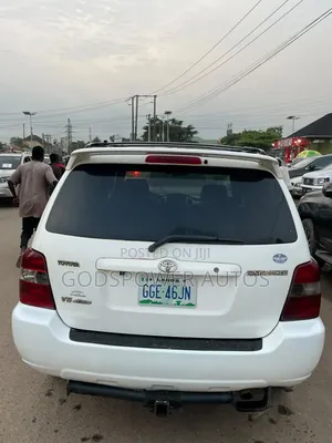 Toyota Highlander 2005 White