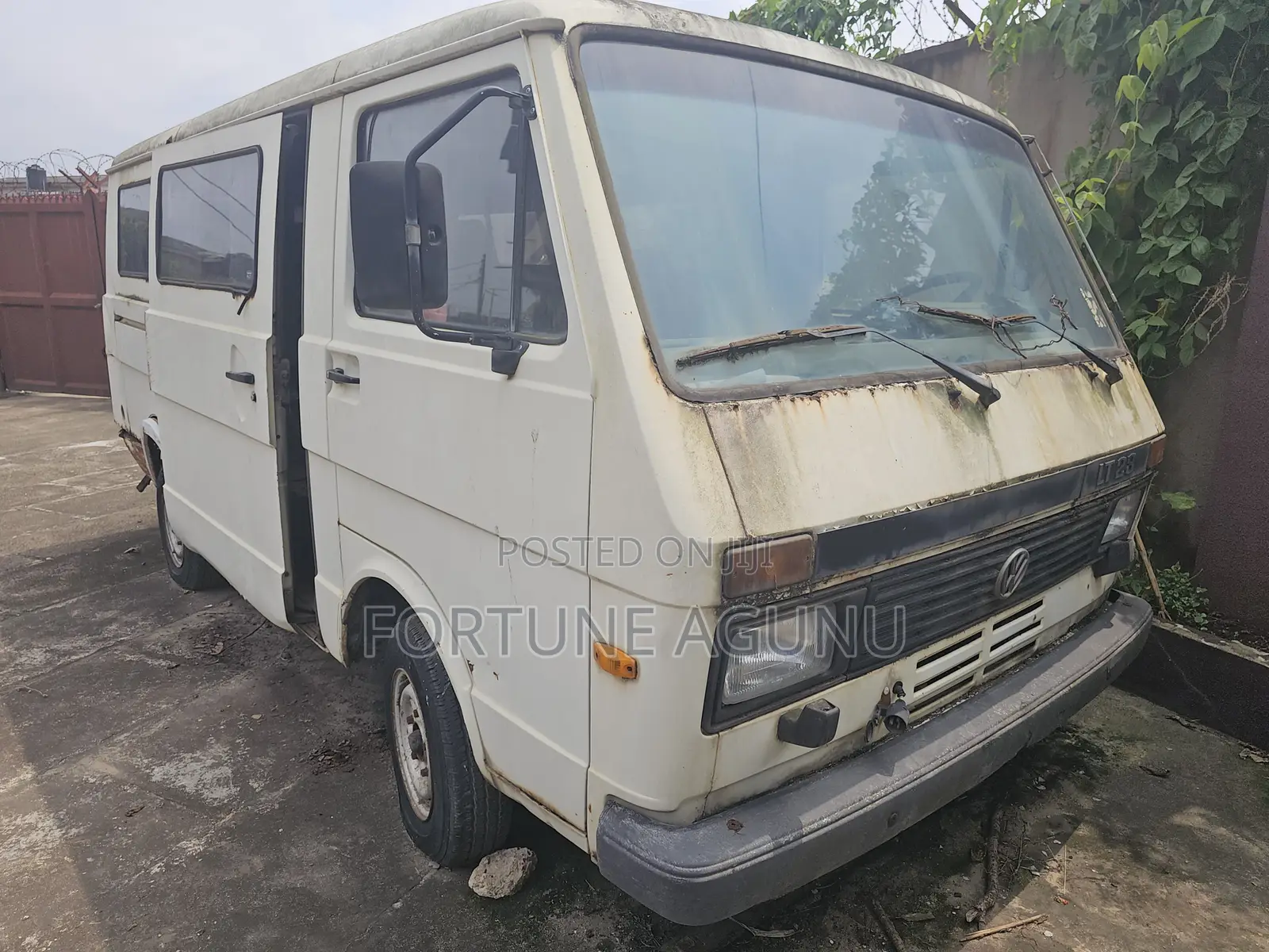 Volkswagen LT 2002 White