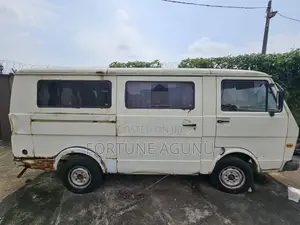 Volkswagen LT 2002 White