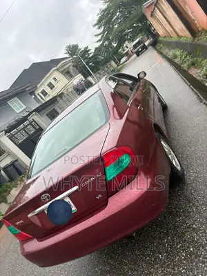 Toyota Camry XLE V6 4dr Sedan (3.0L 6cyl 5A) 2004 Red