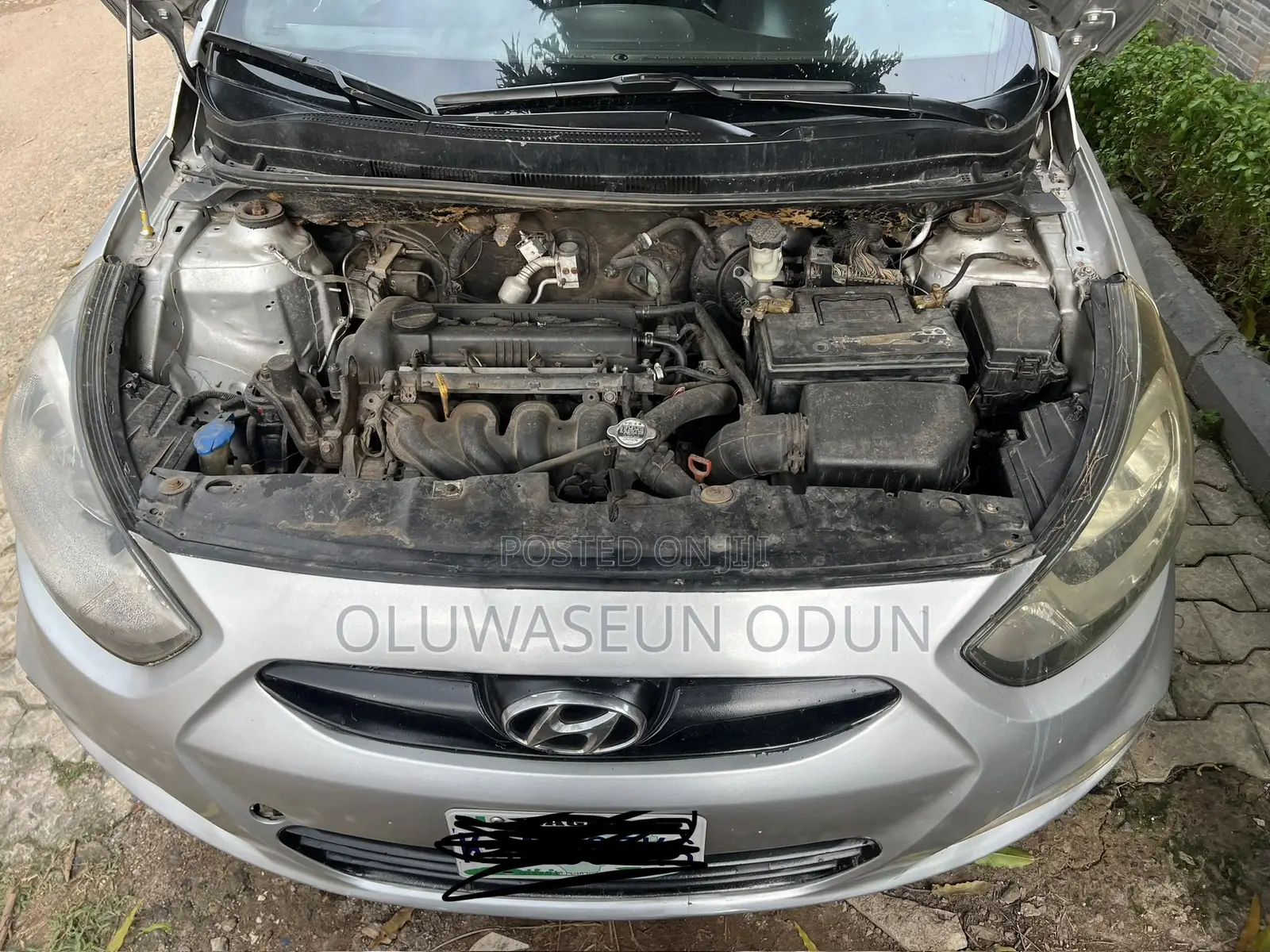 Hyundai Accent GLS Automatic 2012 Silver