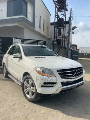 Mercedes-Benz M Class ML350 4MATIC 4dr SUV AWD (3.5L 6cyl 7A) 2015