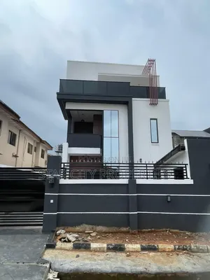 5bdrm Duplex in Magodo Gra Phase 1 for sale