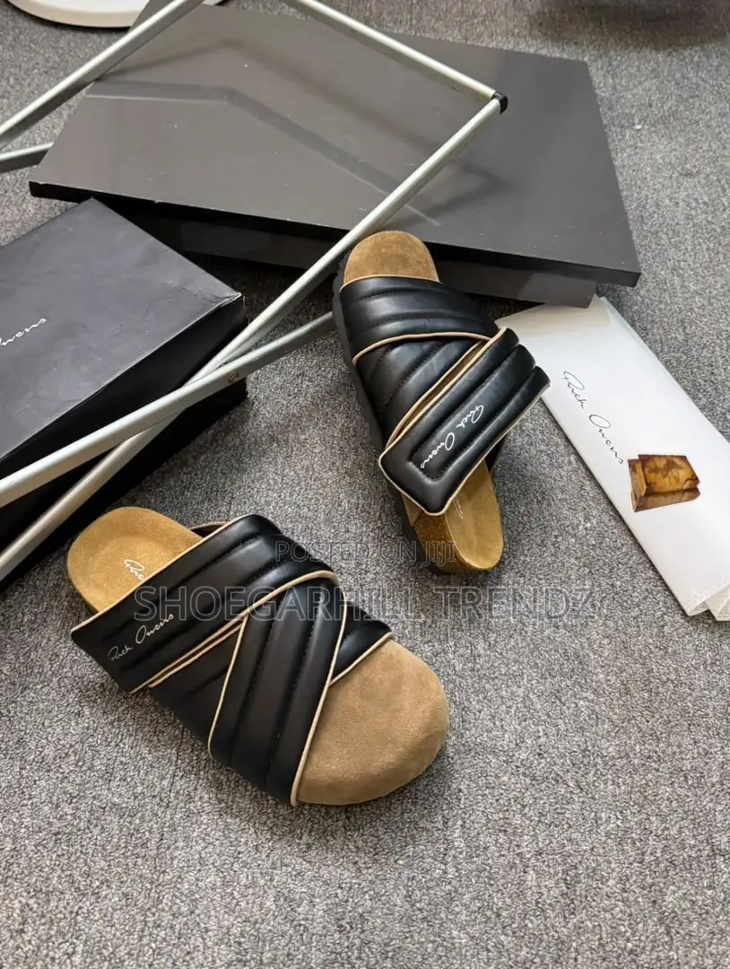 Premium Rick Owens Palm Slippers | Modern Comfort