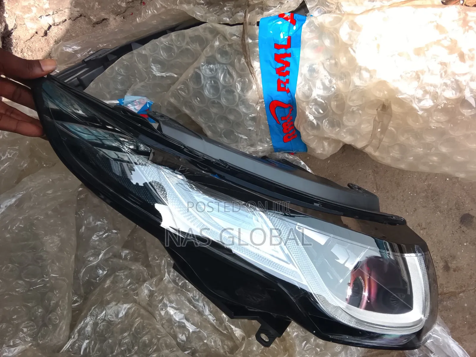 Headlight Range Rover Evoque2017 Model