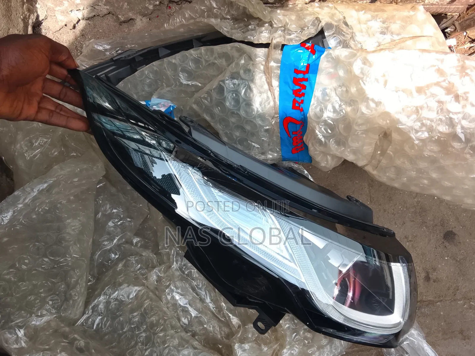 Headlight Range Rover Evoque2017 Model