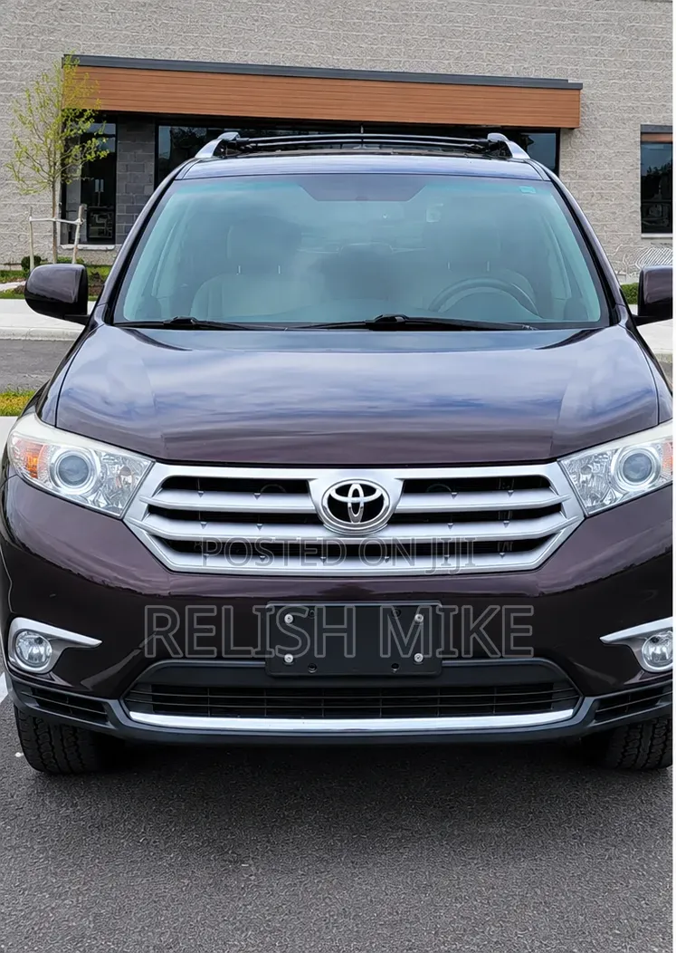 Toyota Highlander 2012 Burgundy