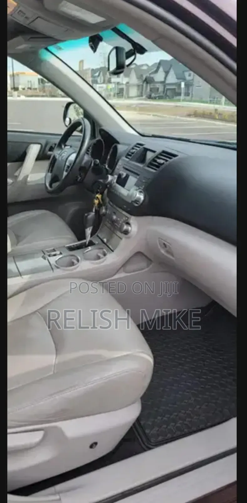Toyota Highlander 2012 Burgundy