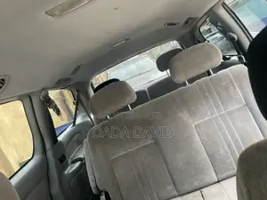 Toyota Sienna CE 2002 Silver