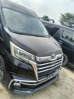 Toyota HiAce 2025 Black