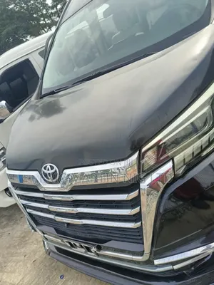 Toyota HiAce 2025 Black