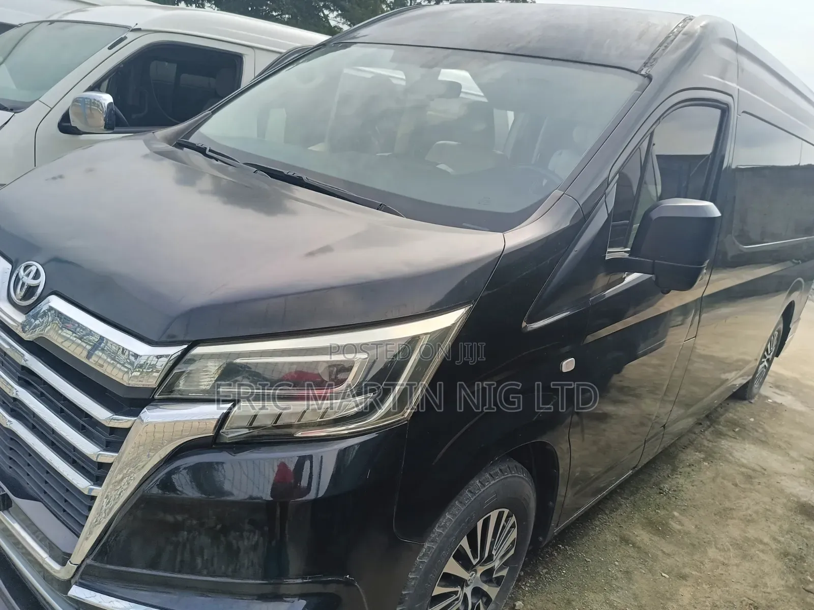 Toyota HiAce 2025 Black