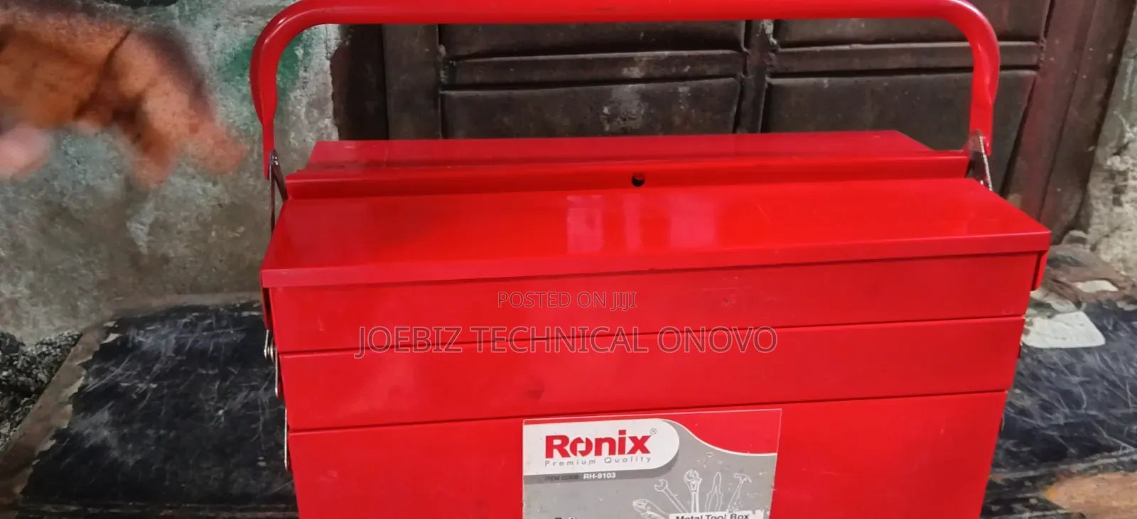 Empty Tools Box