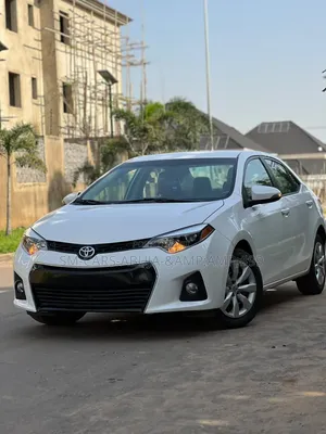 Toyota Corolla 2016 White