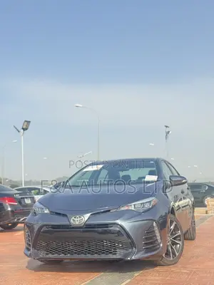 Toyota Corolla SE (1.8L 4cyl 6M) 2019 Gray