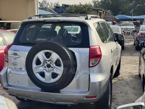 Toyota RAV4 3.5 2008 Silver