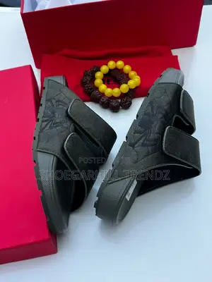 Quality Diesel Palm Slippers in Variety of Colours