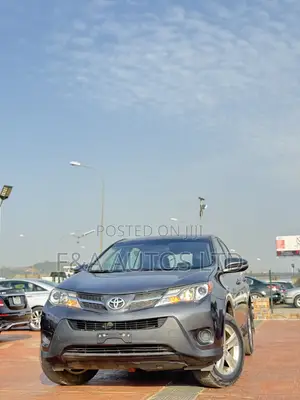 Toyota Highlander LE 4dr SUV AWD (3.5L 6cyl 6A) 2015 Gray