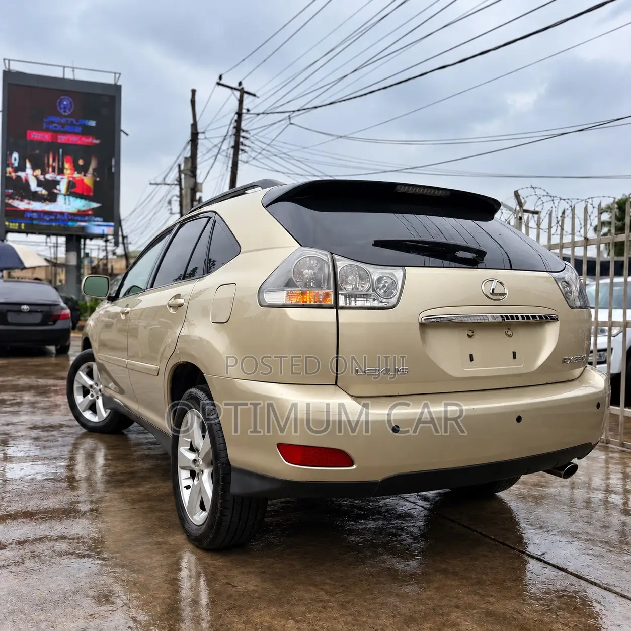 Lexus RX 330 2005 Gold