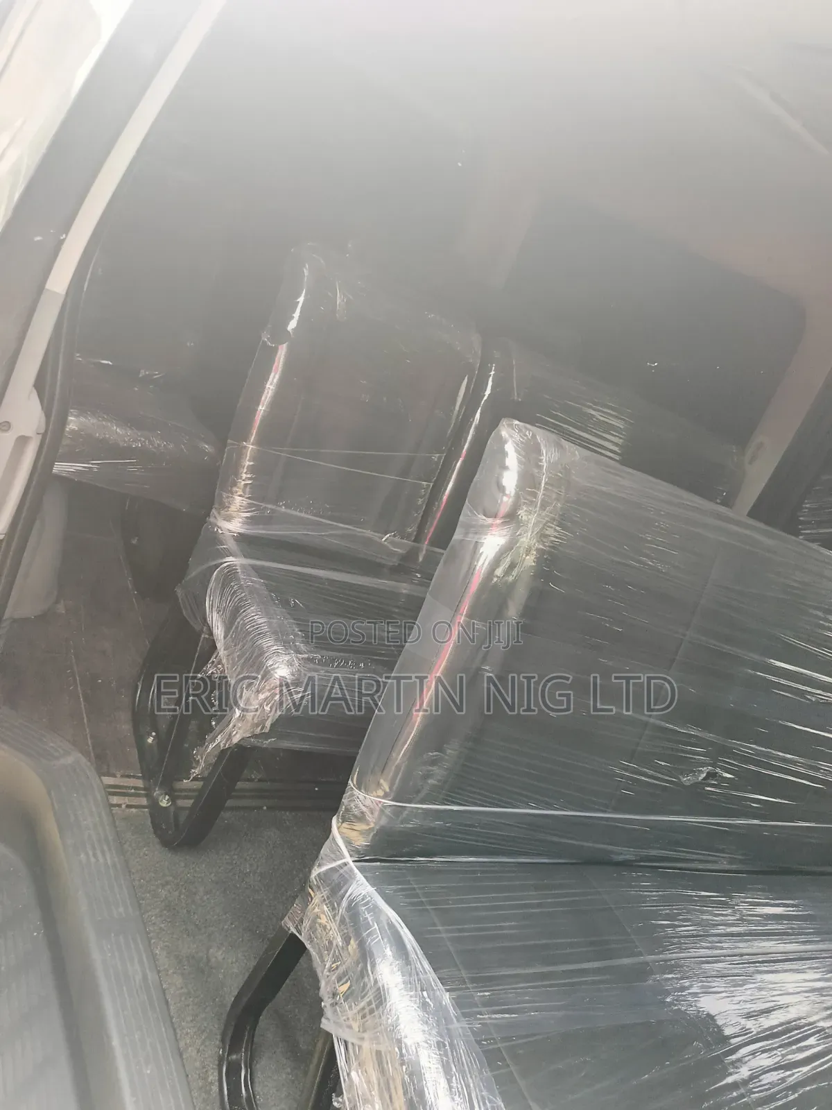 Toyota HiAce 2015 Black