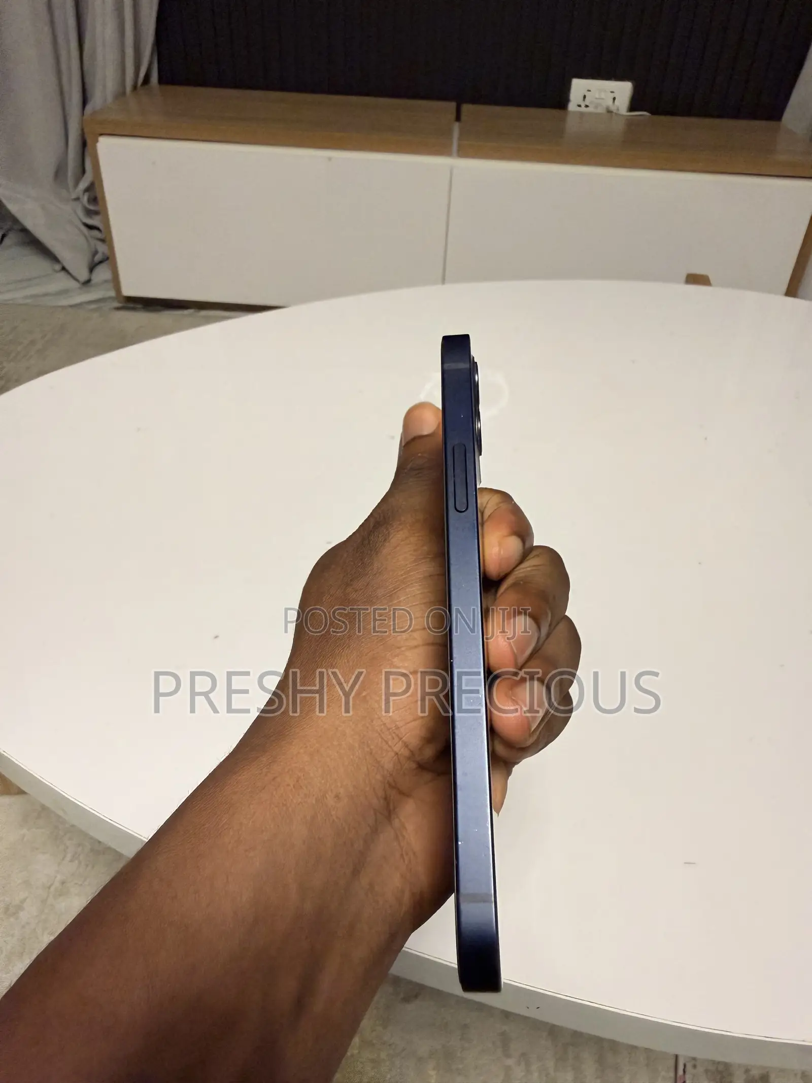 Apple iPhone 12 64 GB Blue