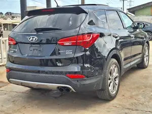 Hyundai Santa Fe 2014 Black