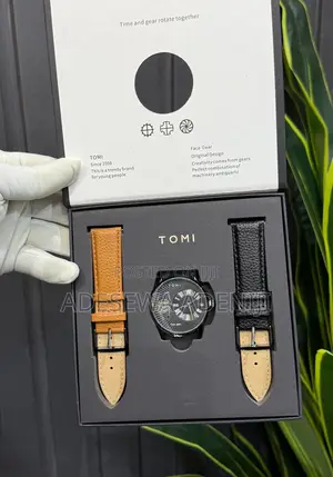 Men’s Wristwatch With 2 Interchangeable Leather Straps, Automatic