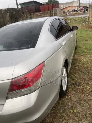 Honda Accord 2010 Silver