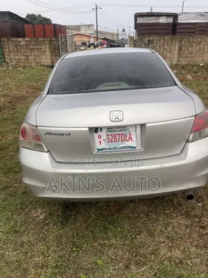Honda Accord 2010 Silver