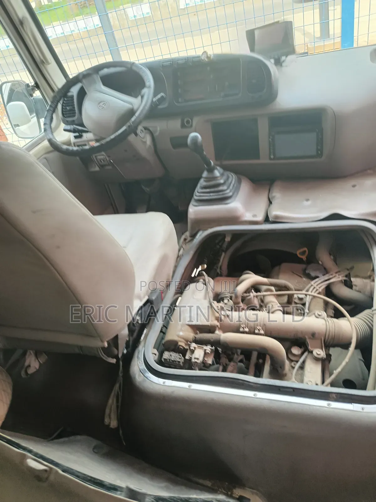 Toyota Coaster 2015 Gold