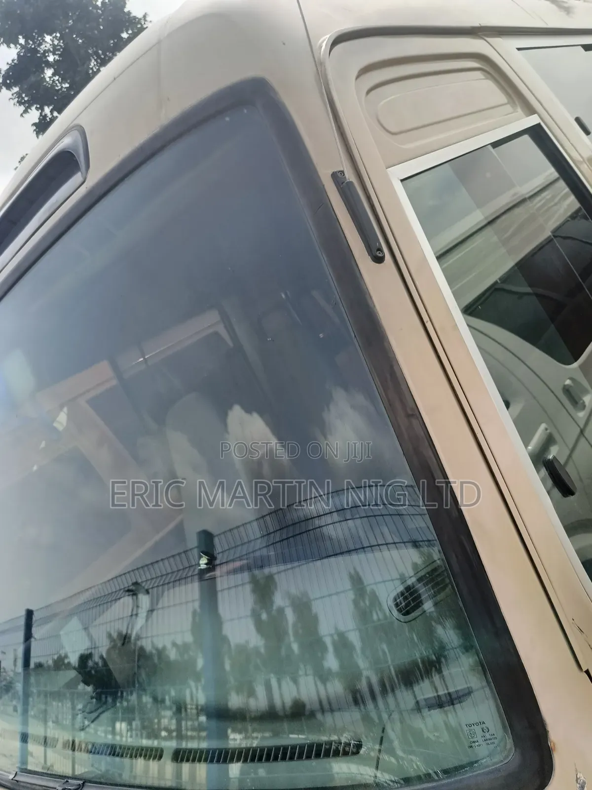 Toyota Coaster 2015 Gold