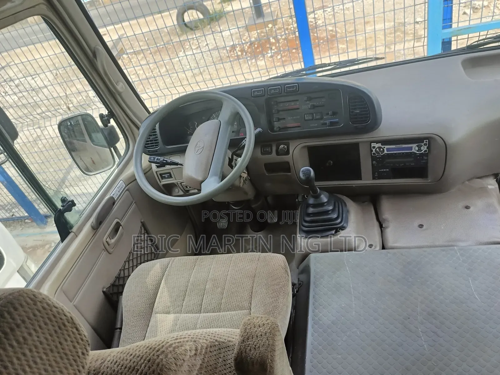 Toyota Coaster 2015 Gold