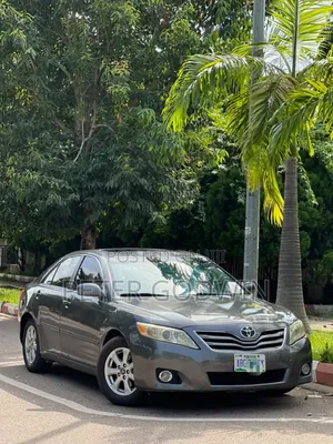 Toyota Camry 2010