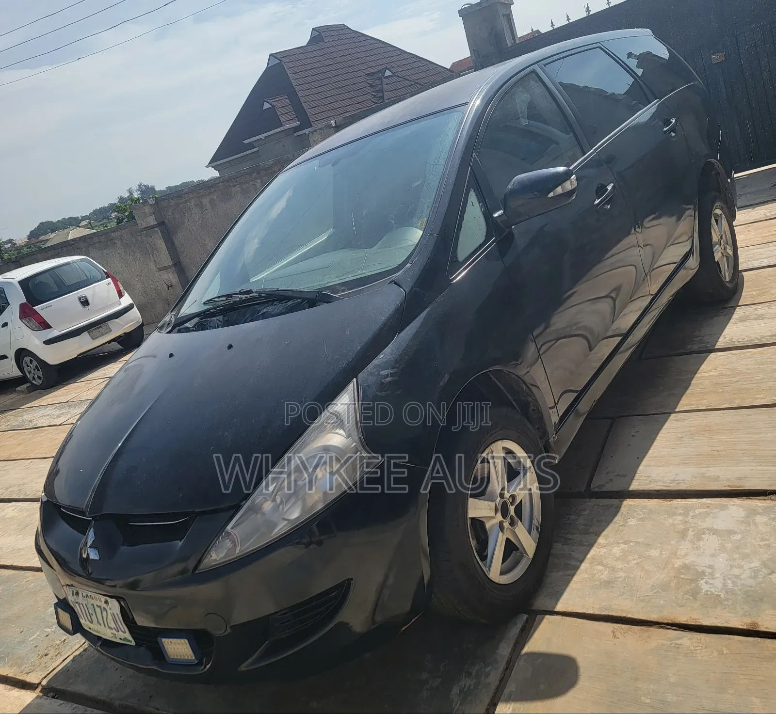 Mitsubishi Grandis 2002 Black