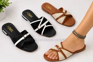 Elegant Ladies Flat Sandals