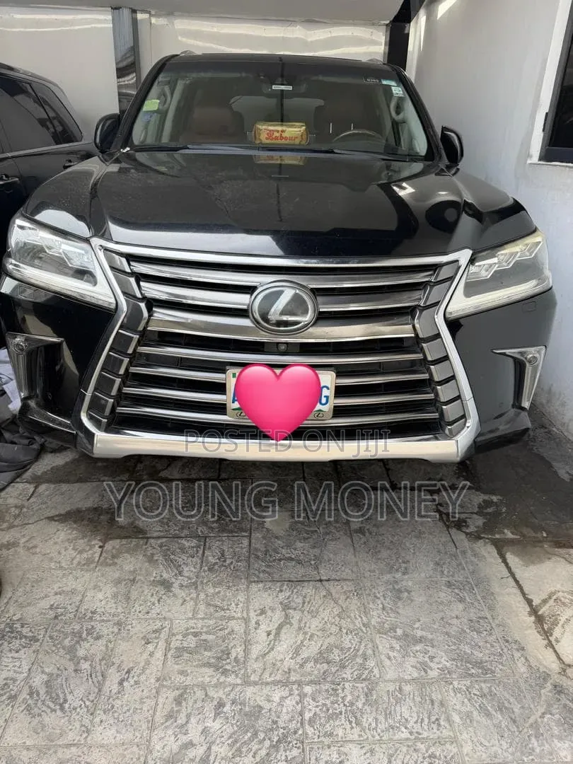 Lexus LX 570 AWD 2016 Black