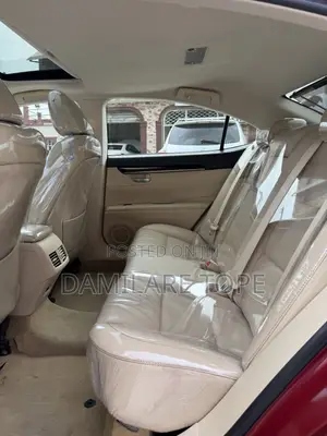 Lexus ES 2013 Red