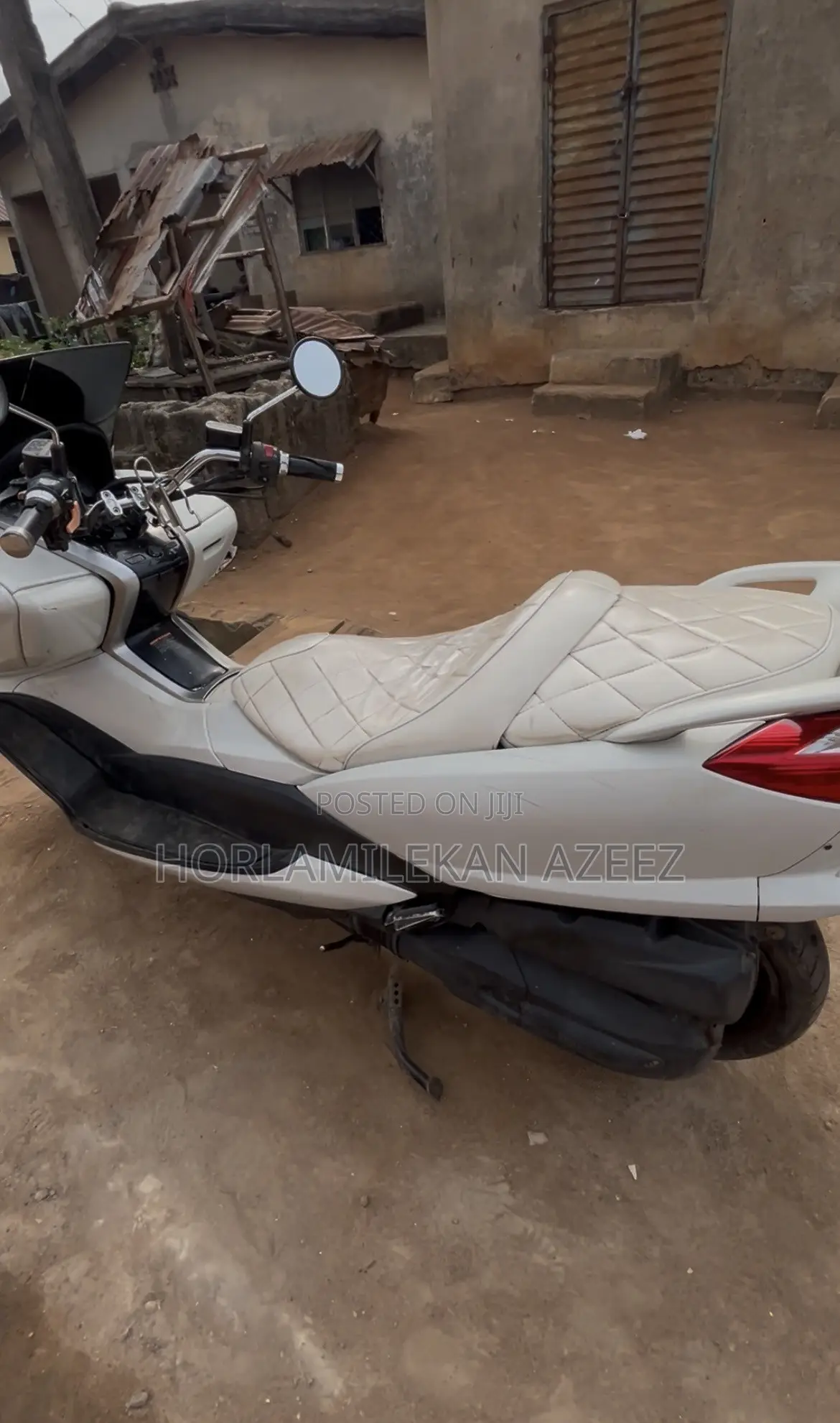 Yamaha Majesty 2018 White