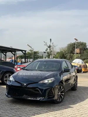 Toyota Corolla XSE 4dr Sedan (1.8L 4cyl CVT) 2017 Gray