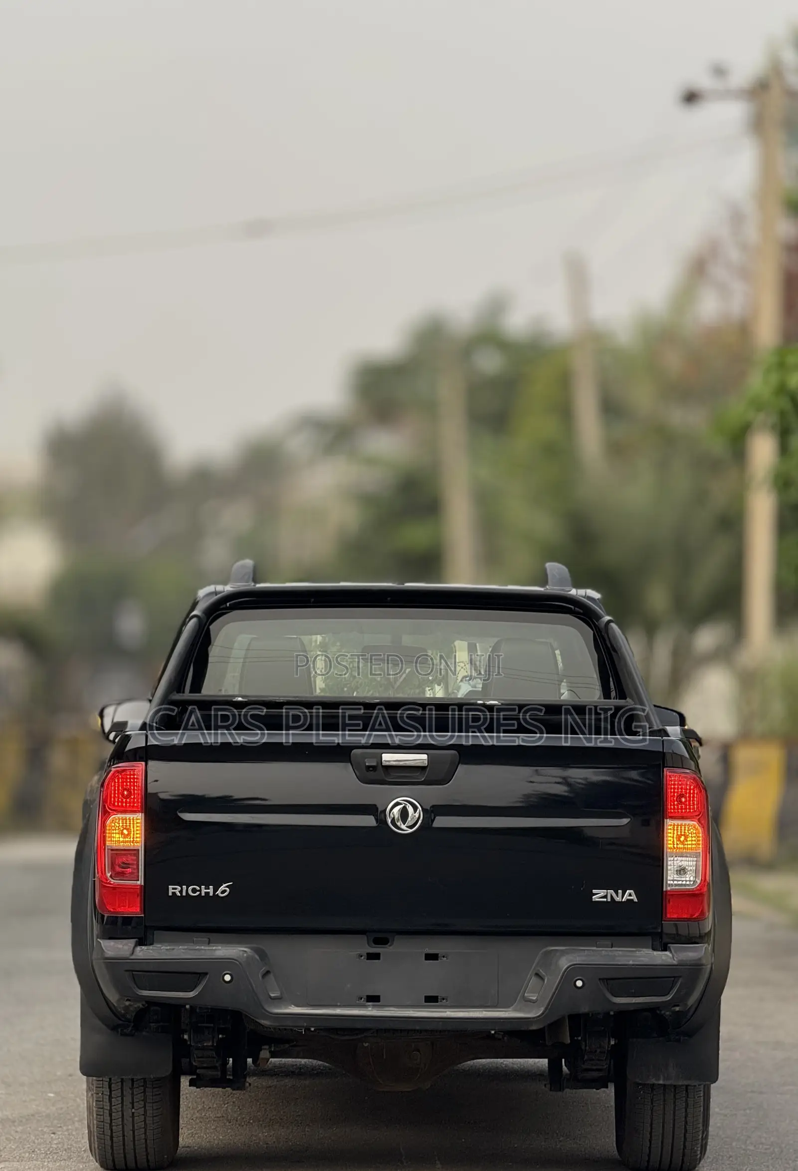 New Dongfeng Rich 6 2025 Black