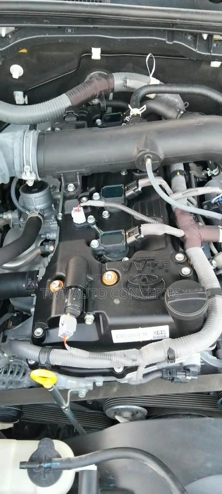 Toyota Hilux 2024 White