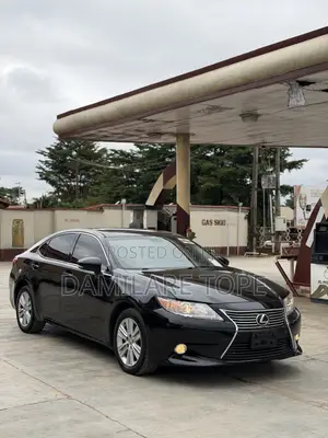 Lexus ES 2013 Black