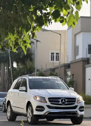Mercedes-Benz GLE-Class GLE 350 2017 White