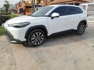Toyota Frontlander 2.0 Petrol FWD 2025 White
