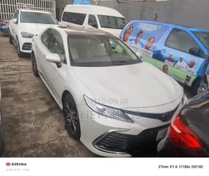 Toyota Camry 2023 White