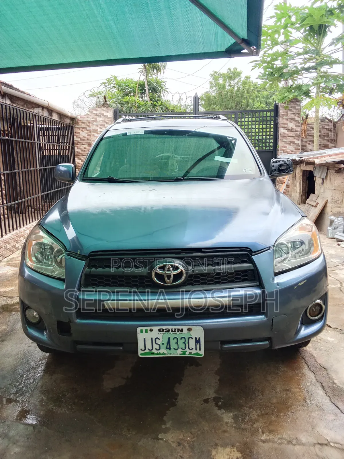 Toyota RAV4 2010 Blue