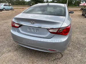 Hyundai Sonata 2011 Silver
