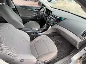 Hyundai Sonata 2011 Silver