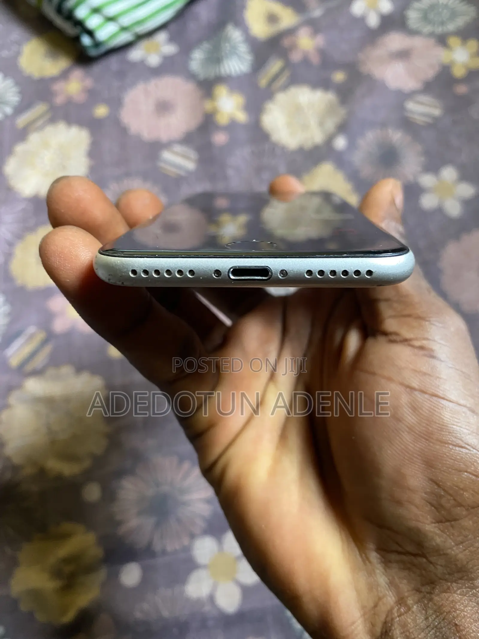Apple iPhone SE (2022) 128 GB White